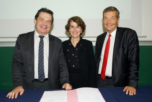 signature-d62e8.jpg